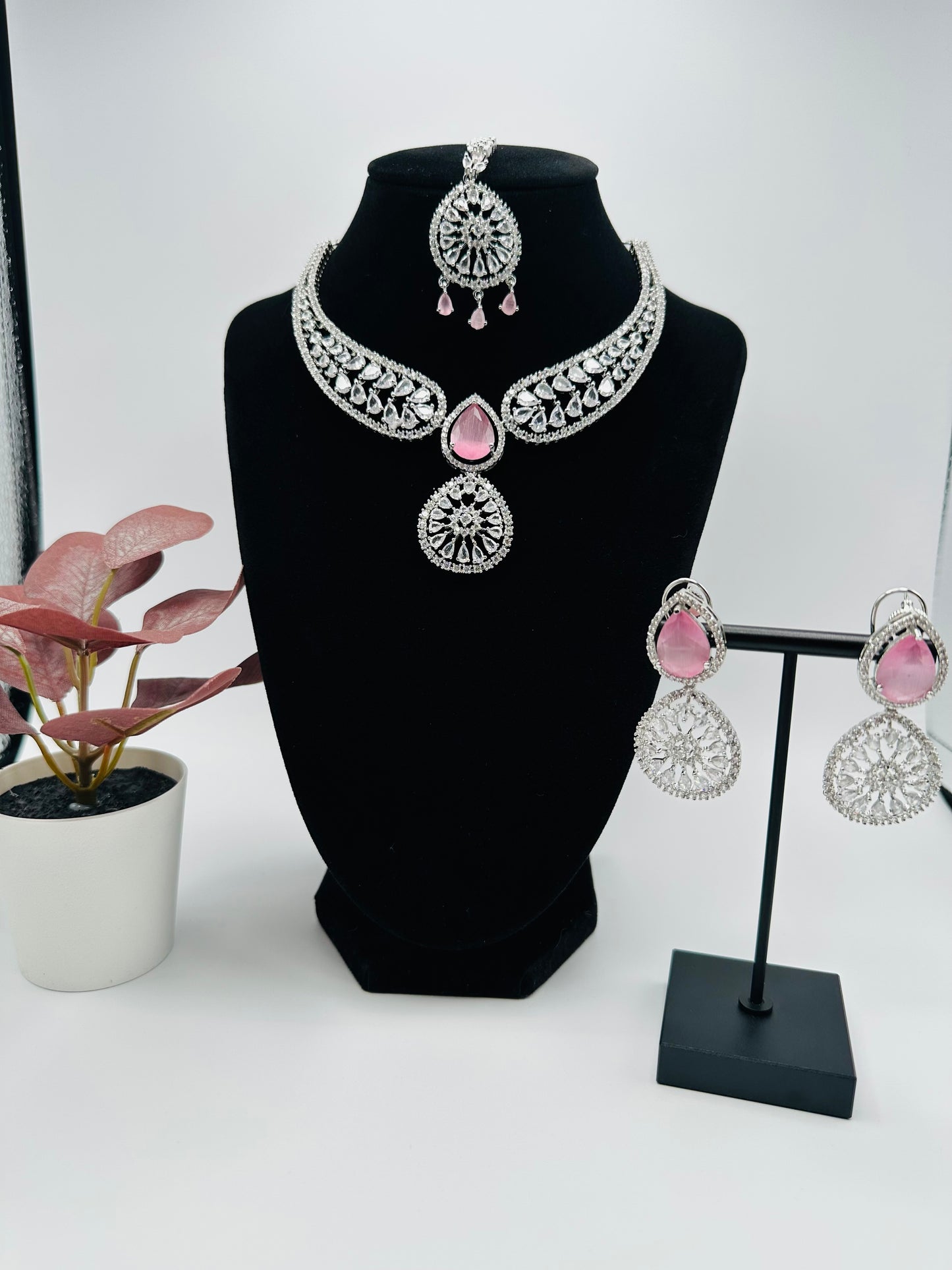 Nooré Sitara- AD sets