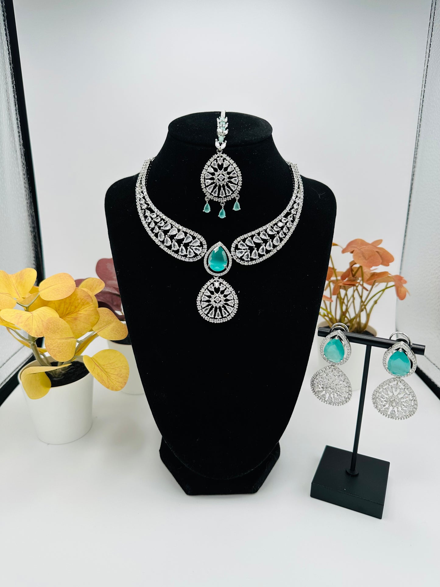 Nooré Sitara- AD sets